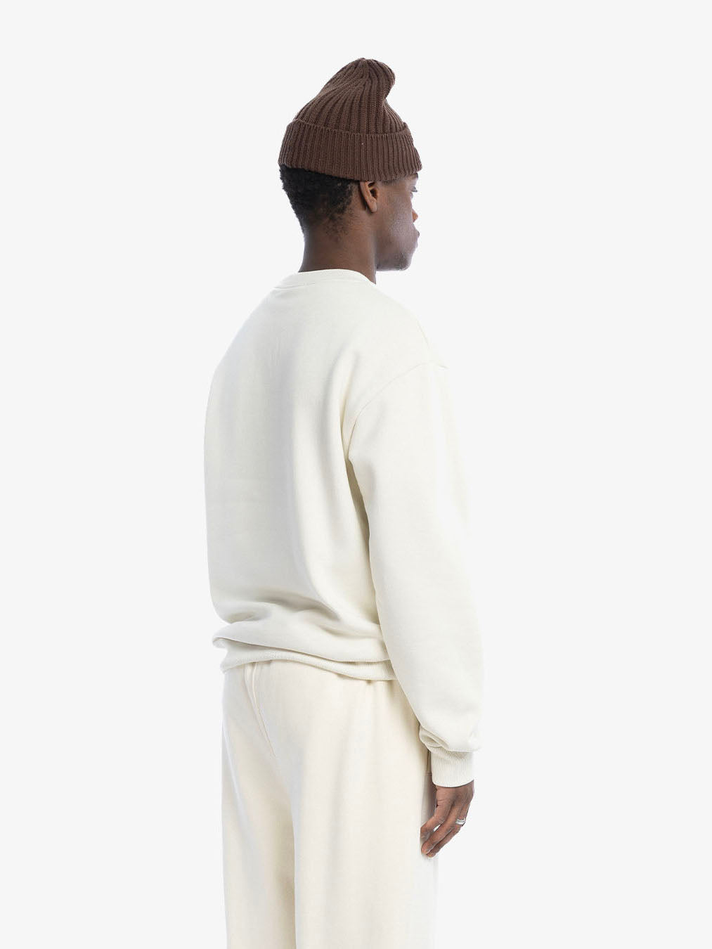 Le sweatshirt molletonné beige