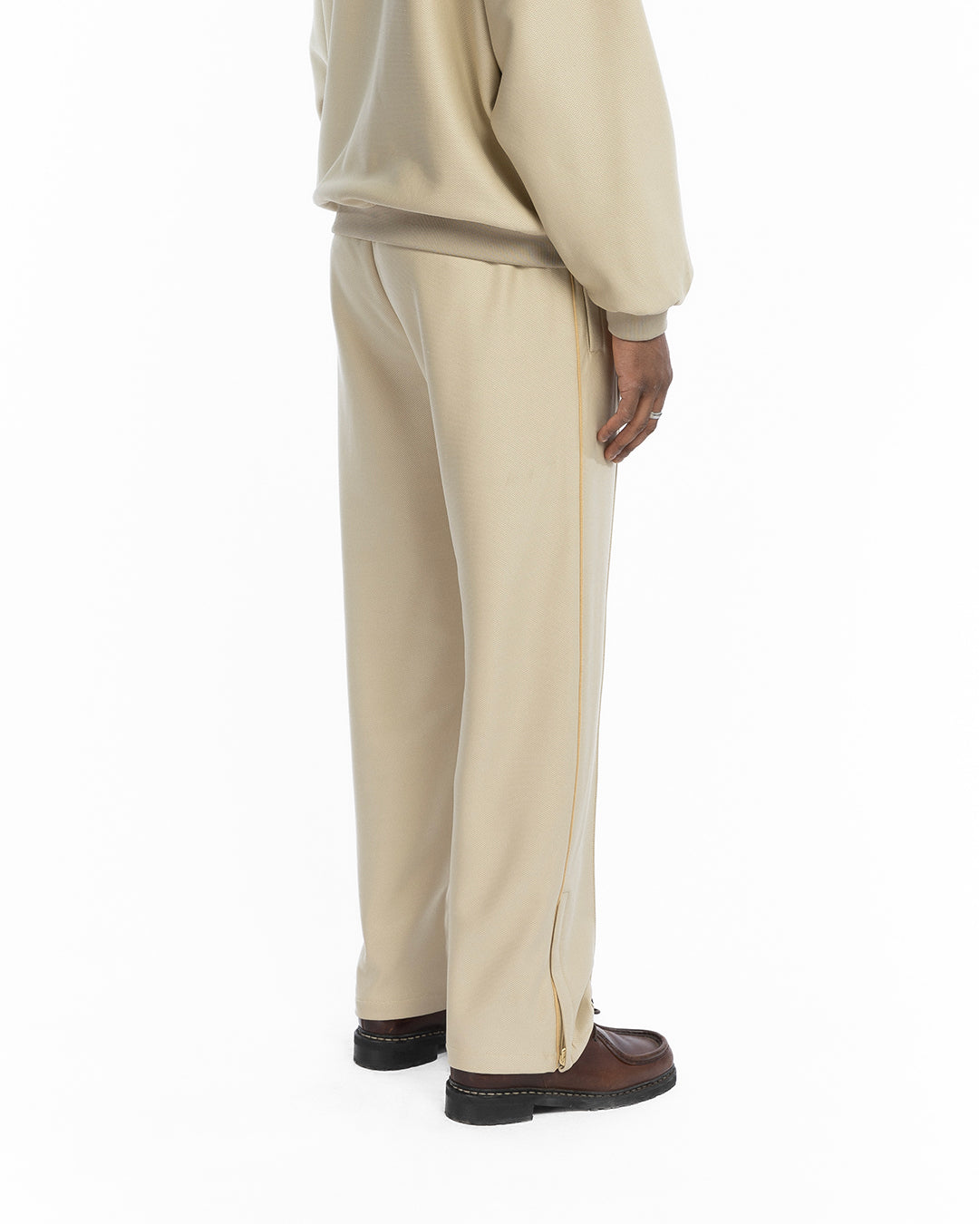 The beige heritage jogging pants