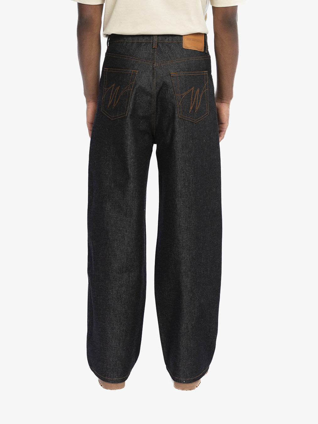 Raw denim balloon pants