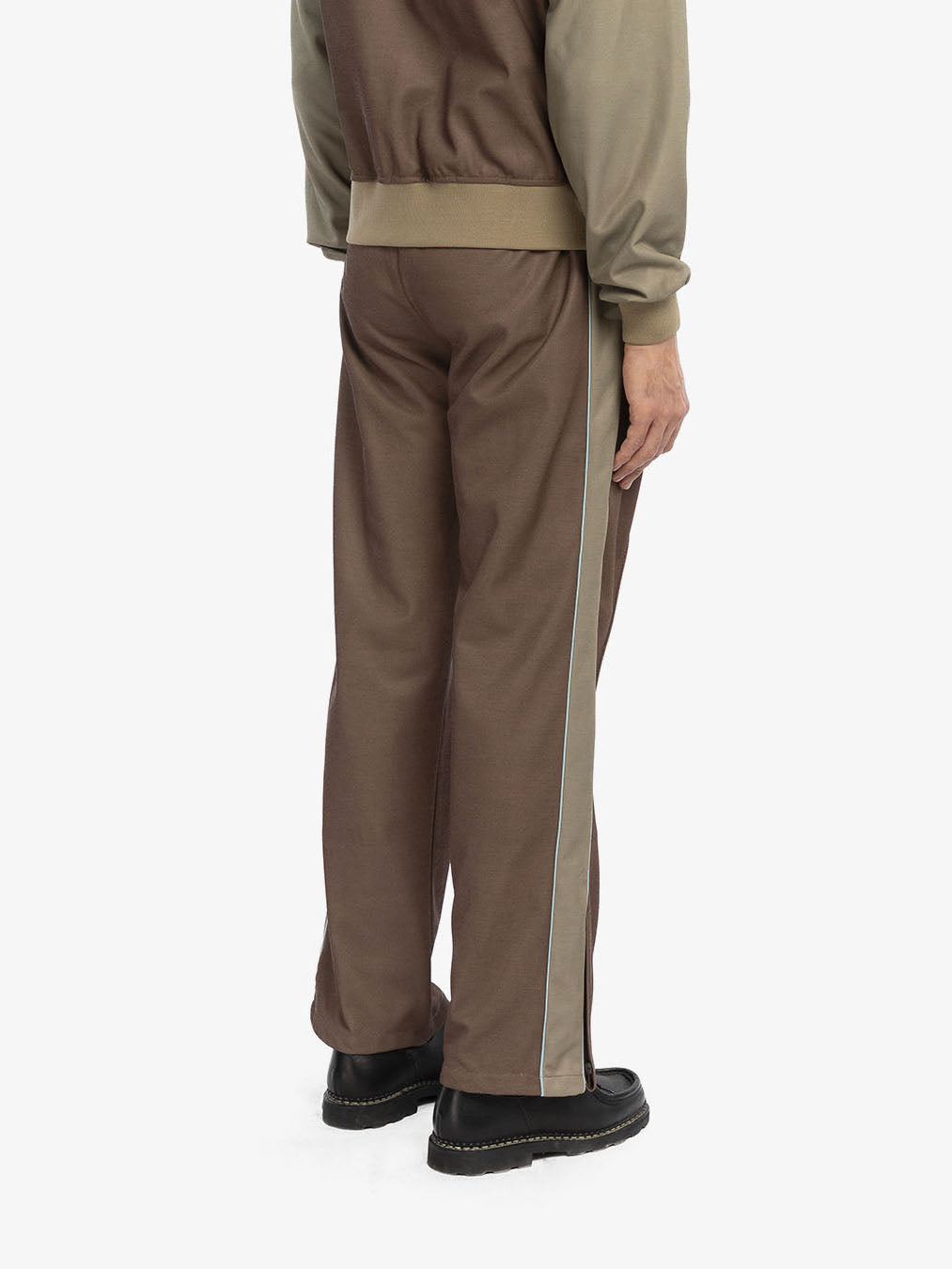 The mahogany jogging pants