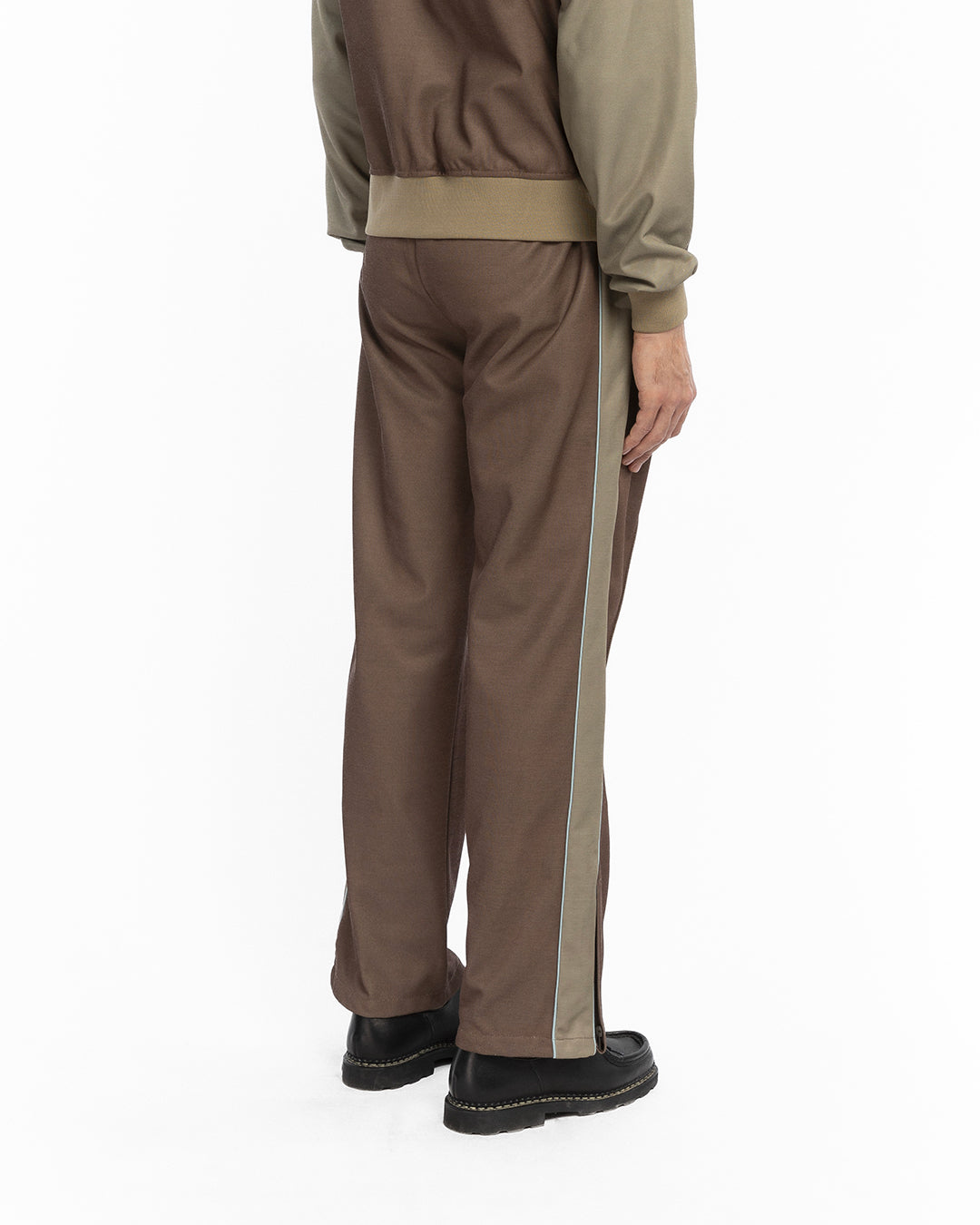 The mahogany jogging pants