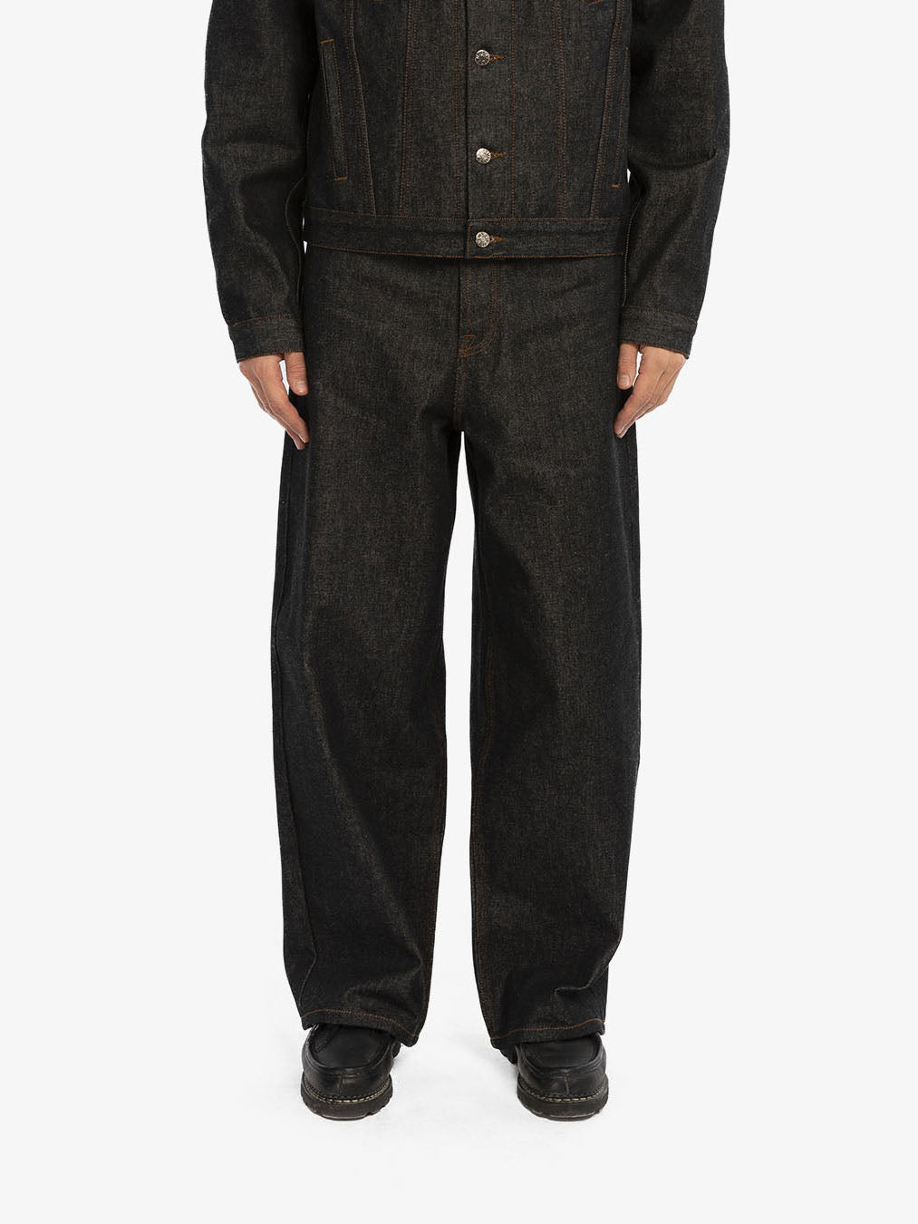 Raw denim baggy